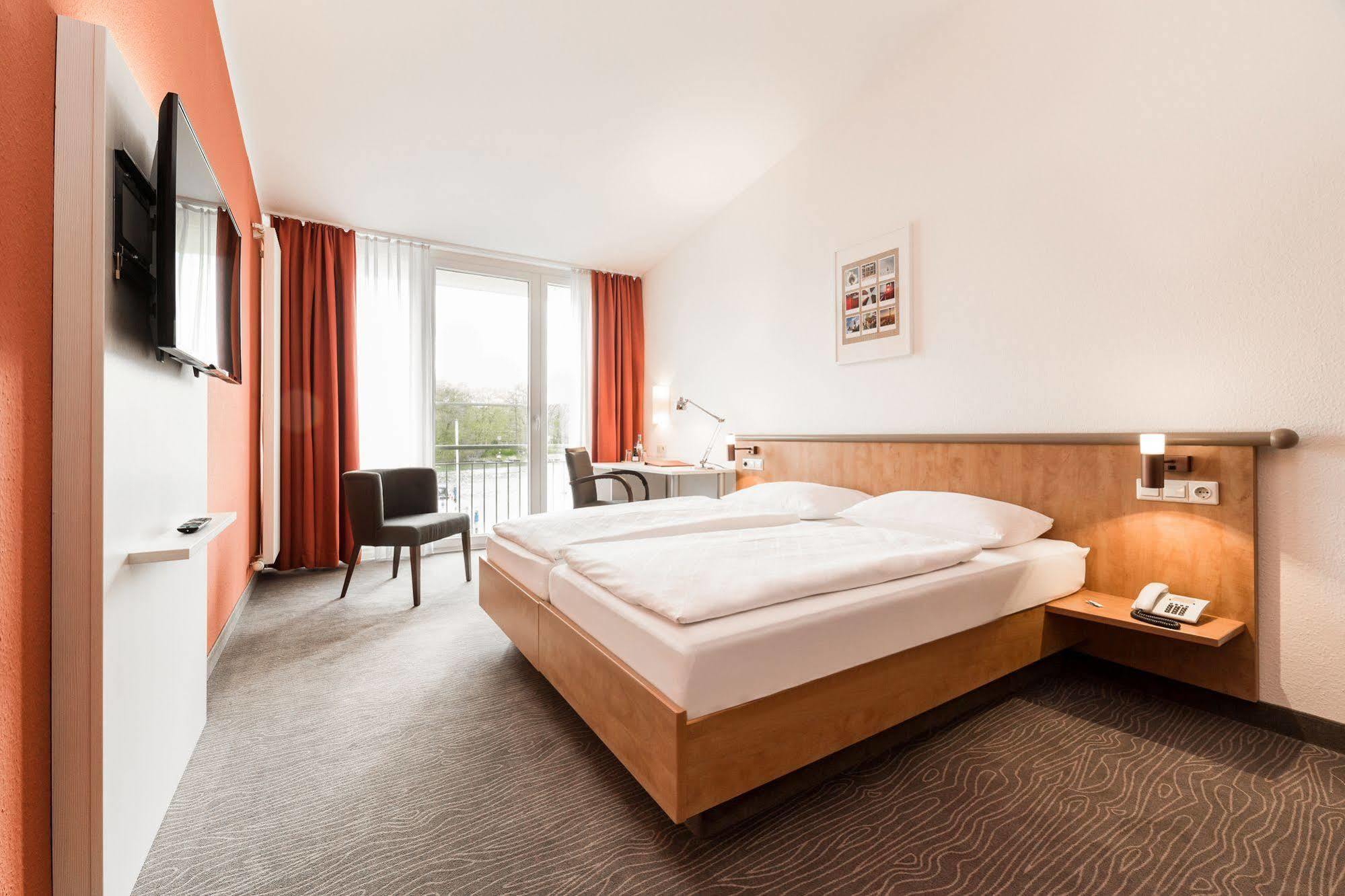 Hotel Spree-Idyll Berlin Ngoại thất bức ảnh